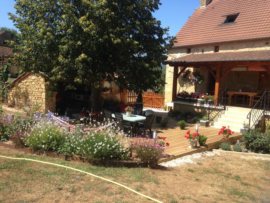 Bed and Breakfast Entre Lot Et Dordogne Saint-Cirq-Madelon Exterior foto