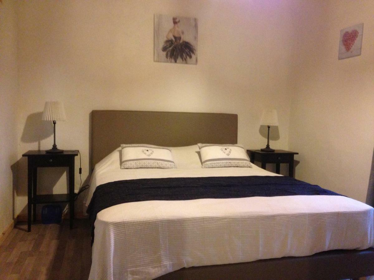 Bed and Breakfast Entre Lot Et Dordogne Saint-Cirq-Madelon Exterior foto